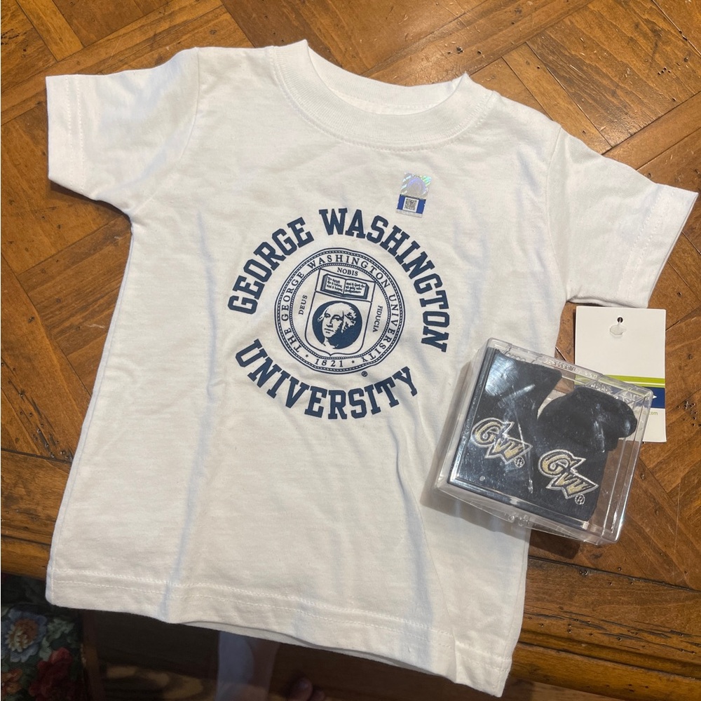 George Washington University Infant 6M White T-Shirt & Matching Infant Booties!